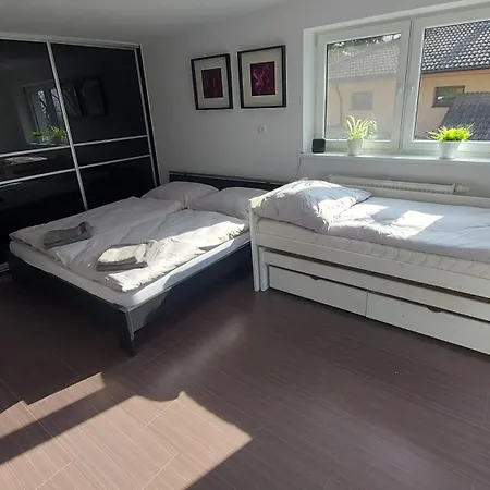 Dom Na Cervenej Vezi *