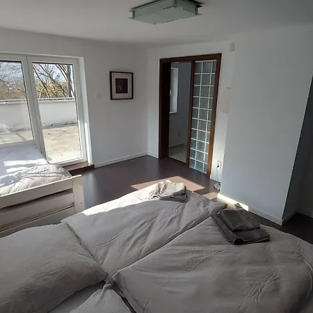 Dom Na Cervenej Vezi