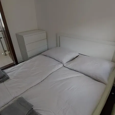 Dom Na Cervenej Vezi