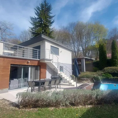 Dom Na Cervenej Vezi Holiday home *