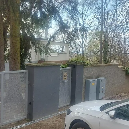 Dom Na Cervenej Vezi Prázdninový dům Banka
