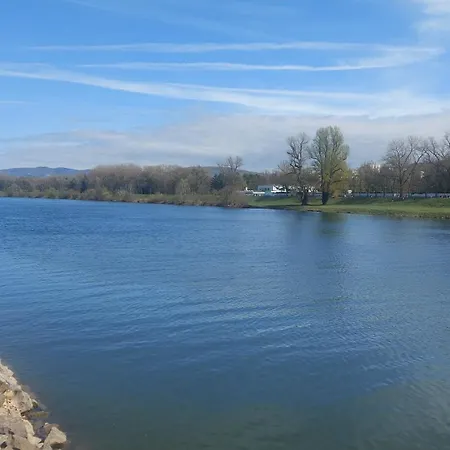 Дом отдыха Dom Na Cervenej Vezi *