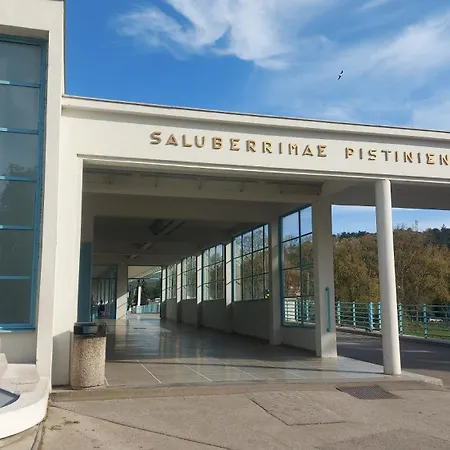 Dom Na Cervenej Vezi *