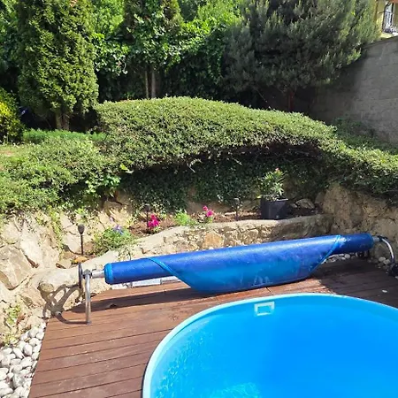 Dom Na Cervenej Vezi Feriehus