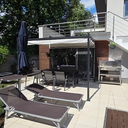 Dom Na Cervenej Vezi Feriehus *