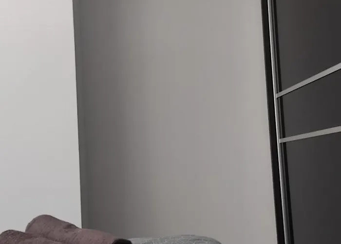Dom Na Cervenej Vezi Banka